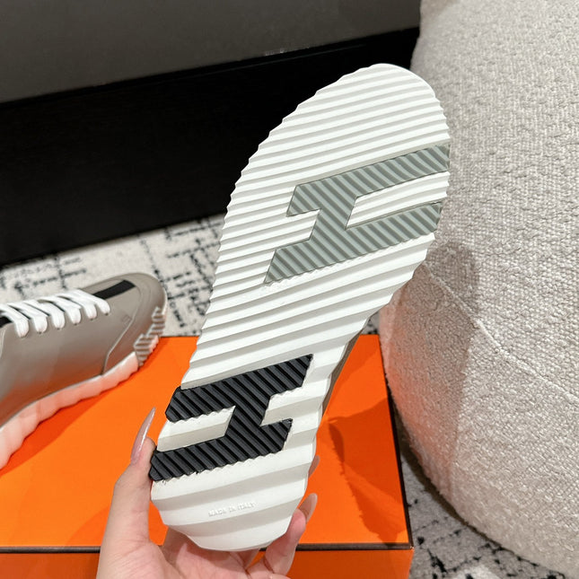 BOUNCING SNEAKER IN KHAKI BEIGE CALFSKIN