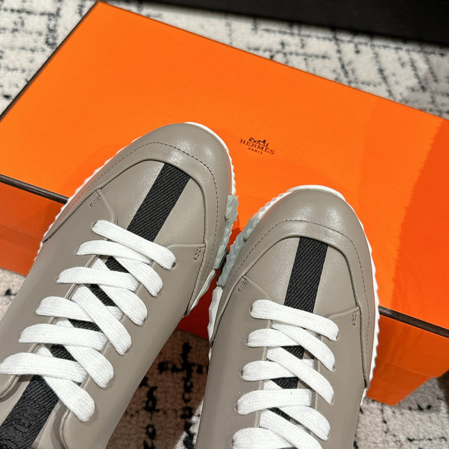 BOUNCING SNEAKER IN KHAKI BEIGE CALFSKIN