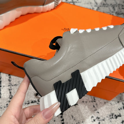 BOUNCING SNEAKER IN KHAKI BEIGE CALFSKIN