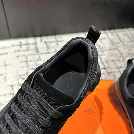 BOUNCING SNEAKER IN BLACK CALFSKIN AND FABRIC