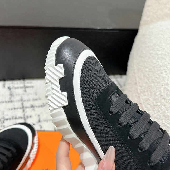 BOUNCING SNEAKER IN BLACK MIX WHITE CALFSKIN AND FABRIC