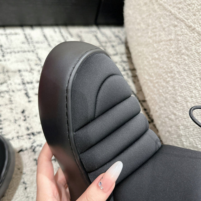 VIV' UP ANKLE BOOTS IN BLACK TECHNICAL FABRIC FLEECE LINING