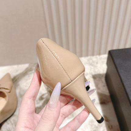 CC HIGH HEEL PUMPS 25S IN BEIGE LAMBSKIN WITH BOW ATTACHED