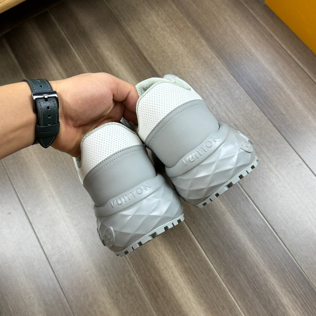 LV SPORT SNEAKER IN WHITE MIX GREY CALFSKIN WITH LOGO