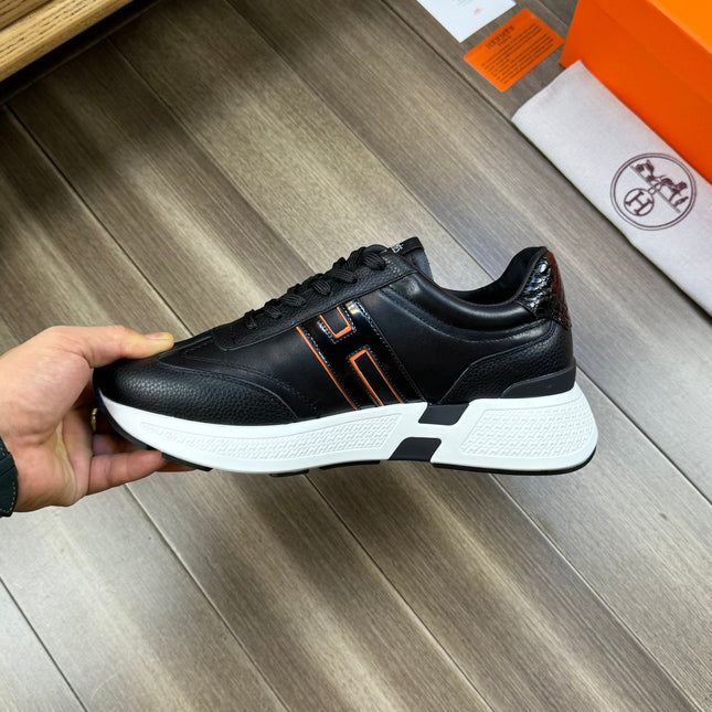 HM TRAIL SNEAKER BLACK CALFSKIN