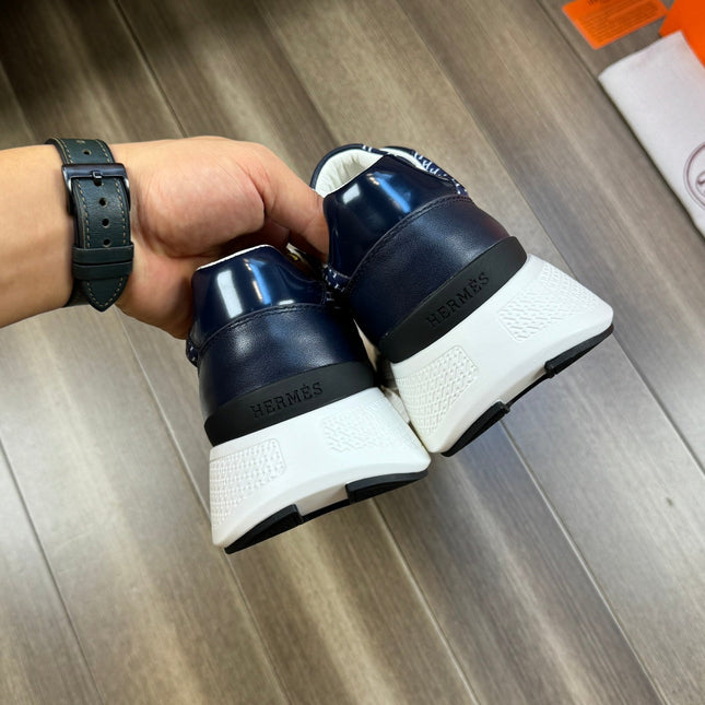 HM PRINTED SNEAKER NAVY TOTEM FABRIC