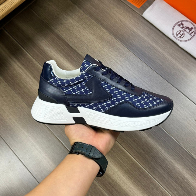 HM PRINTED SNEAKER NAVY TOTEM FABRIC