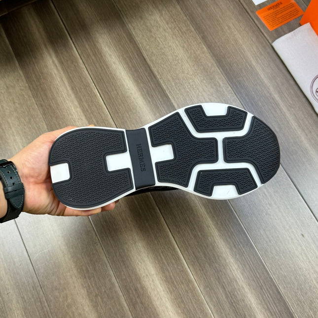 HM PRINTED SNEAKER BLACK TOTEM FABRIC