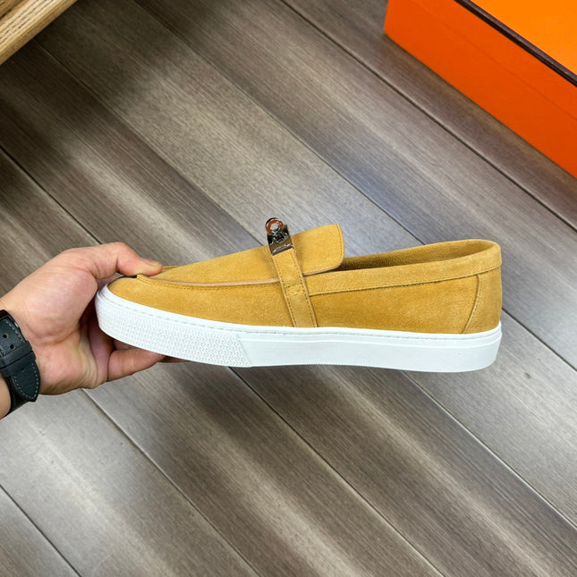 HM GAME SLIP-ON SNEAKER MUSTARD SUEDE