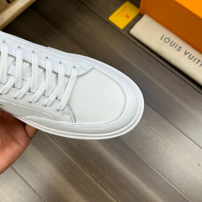 LV TRAINER SNEAKER WHITE MIX GREY CALFSKIN AND BREATHABLE FABRIC