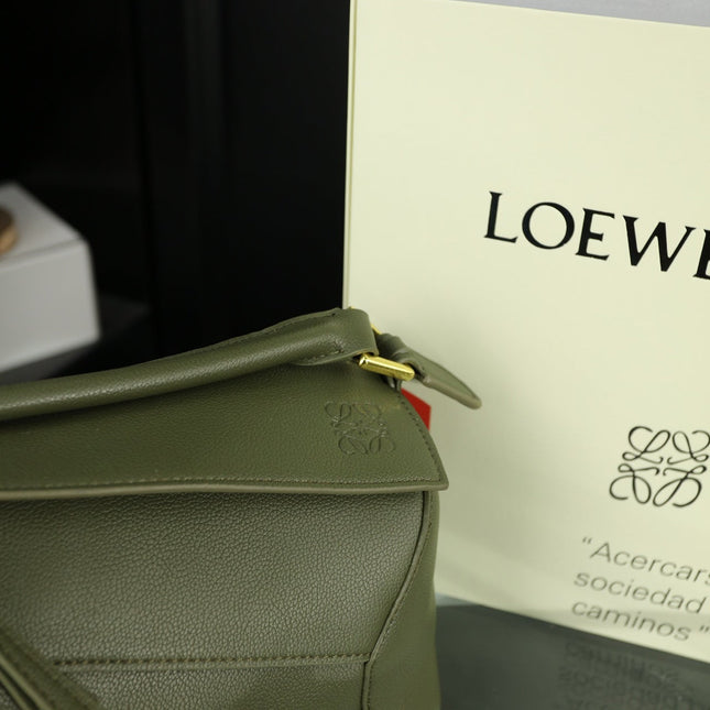 LOE MINI PUZZLE 23 BAG IN DARK OLIVE GREEN CALFSKIN