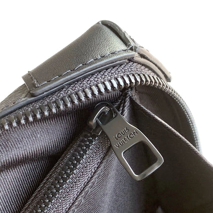 LV 25S SOFT TRUNK BAG 22 IN MONOGRAM ECLIPSE CANVAS AND CALFSKIN