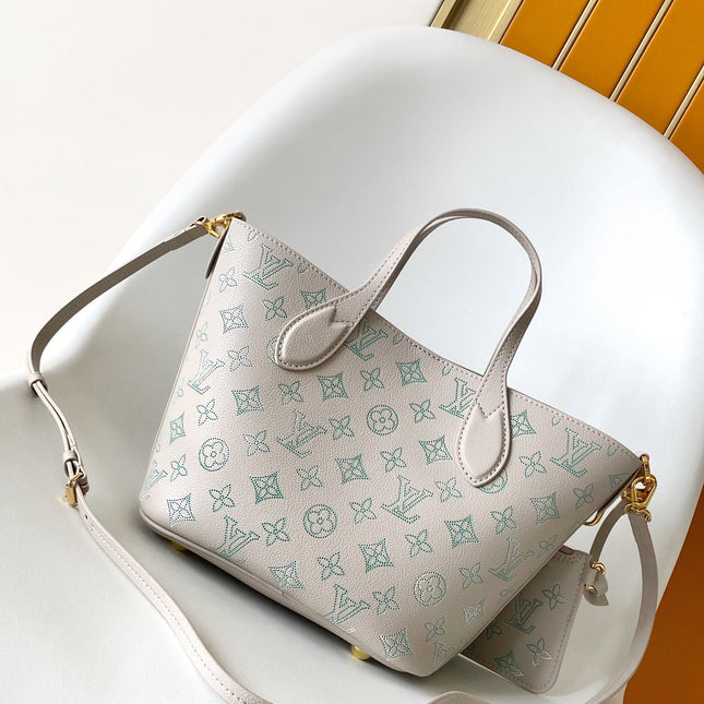 BLOSSOM 20 IN LIGHT BEIGE MAHINA CALFSKIN