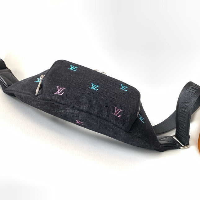 LV 25S DYNAMIC DENIM EMBROIDERED BUMBAG 37 IN BLACK CANVAS
