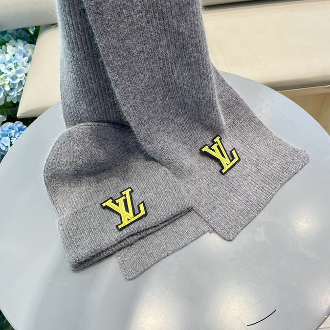 SET SCARF AND HAT IN LIGHT GRAY WOOL 406532