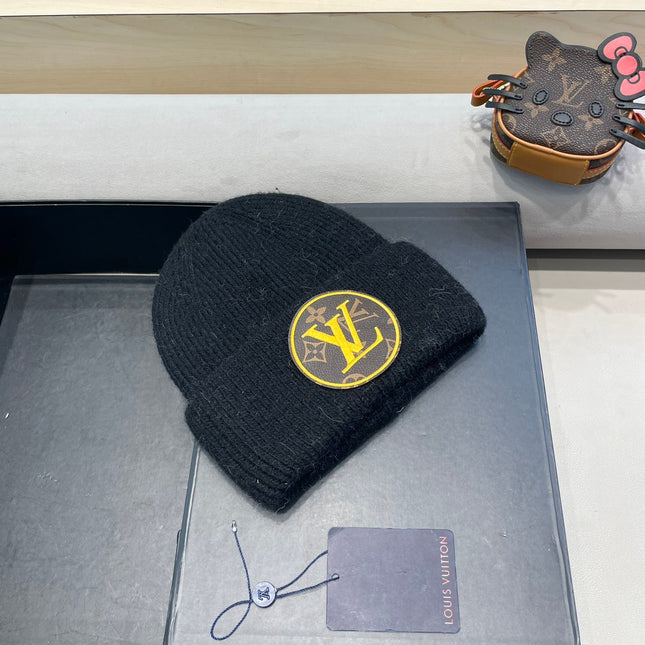 KNITTED BEANIE HAT IN BLACK WOOL AND RABBIT FUR 417754