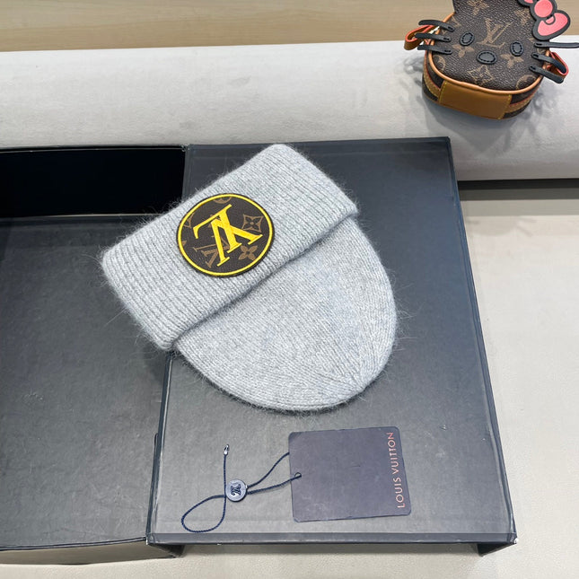 KNITTED BEANIE HAT IN LIGHT GRAY WOOL AND RABBIT FUR 417755