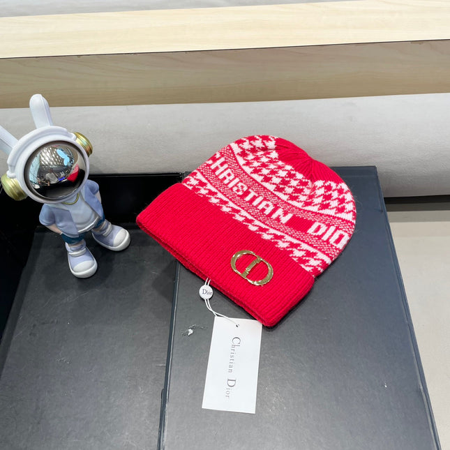 KNITTED BEANIE HAT IN RED CASHMERE WOOL 422478