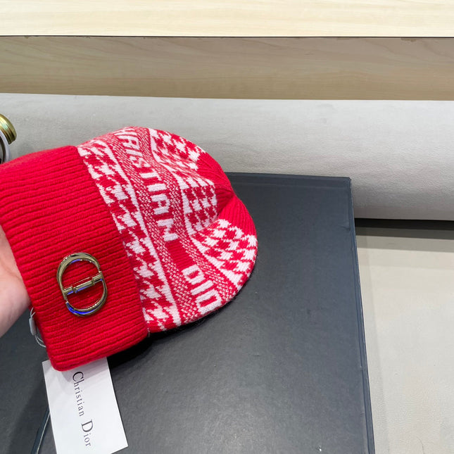 KNITTED BEANIE HAT IN RED CASHMERE WOOL 422478