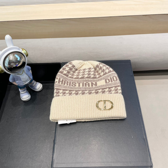 KNITTED BEANIE HAT IN BEIGE CASHMERE WOOL 422480