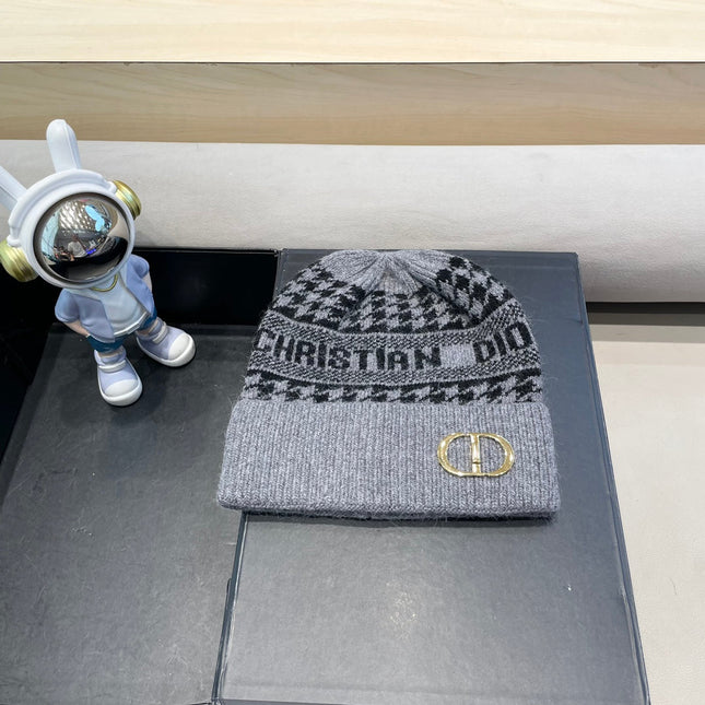 KNITTED BEANIE HAT IN GRAY CASHMERE WOOL 422482