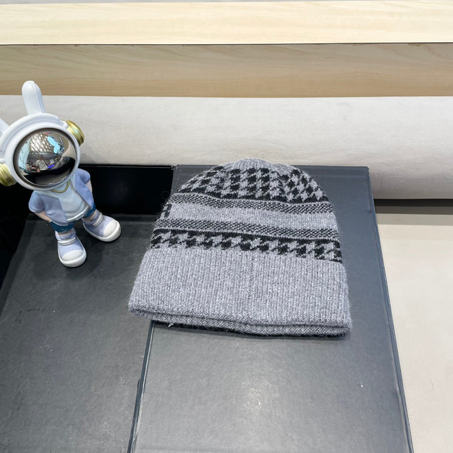 KNITTED BEANIE HAT IN GRAY CASHMERE WOOL 422482