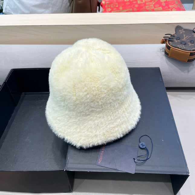 BUCKET HAT IN CREAM BEIGE RABBIT FUR 426225