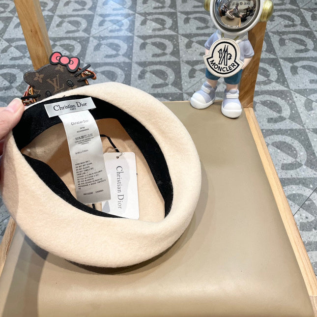 AUSTRALIAN BERET HAT IN BEIGE WOOL FELT 431714