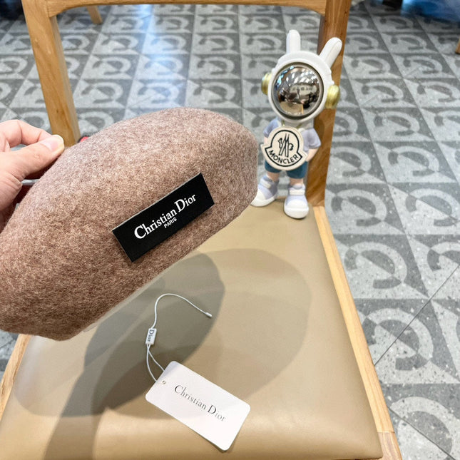 AUSTRALIAN BERET HAT IN PAPER BEIGE WOOL FELT 431716