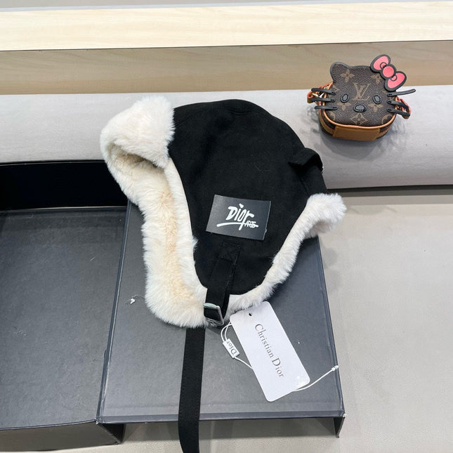 TRAPPER HAT IN BLACK VELVET AND RABBIT FUR 431381