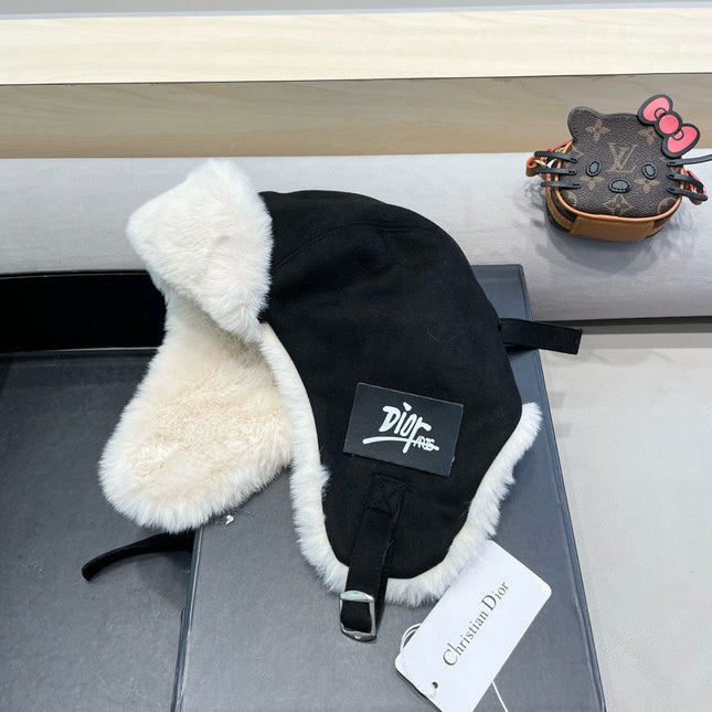 TRAPPER HAT IN BLACK VELVET AND RABBIT FUR 431381