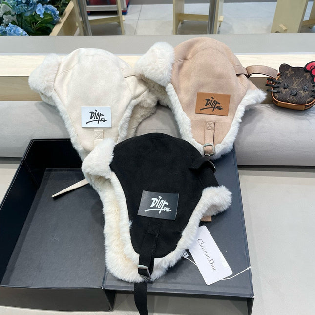 TRAPPER HAT IN BLACK VELVET AND RABBIT FUR 431381