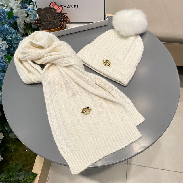 SET CLASSIC SCARF AND HAT IN RICE WHITE CASHMERE AND RABBIT WOOL 433235