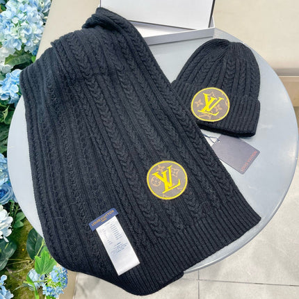 SET SCARF AND HAT IN BLACK WOOL 434610