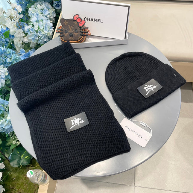 SET CLASSIC SCARF AND HAT IN BLACK RABBIT WOOL 434623