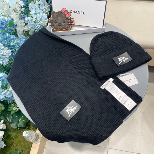 SET CLASSIC SCARF AND HAT IN BLACK RABBIT WOOL 434623