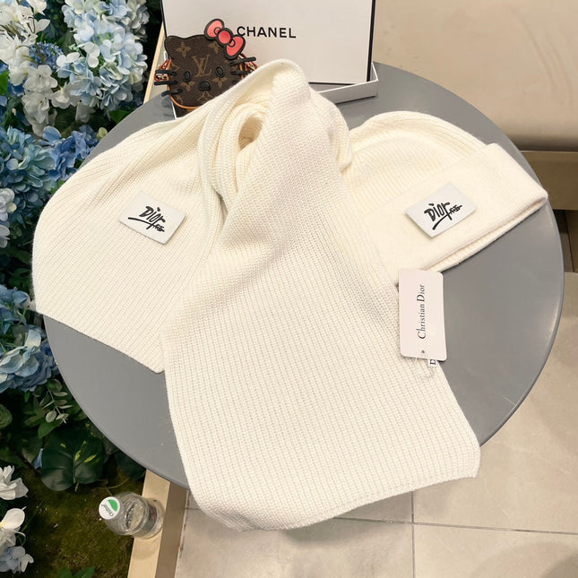 SET CLASSIC SCARF AND HAT IN WHITE RABBIT WOOL 434624