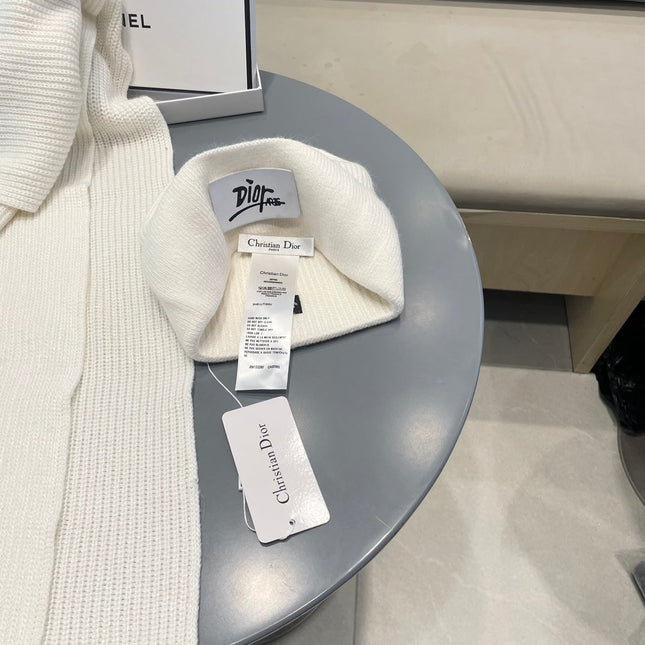 SET CLASSIC SCARF AND HAT IN WHITE RABBIT WOOL 434624