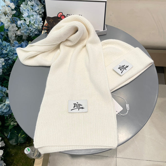 SET CLASSIC SCARF AND HAT IN WHITE RABBIT WOOL 434624