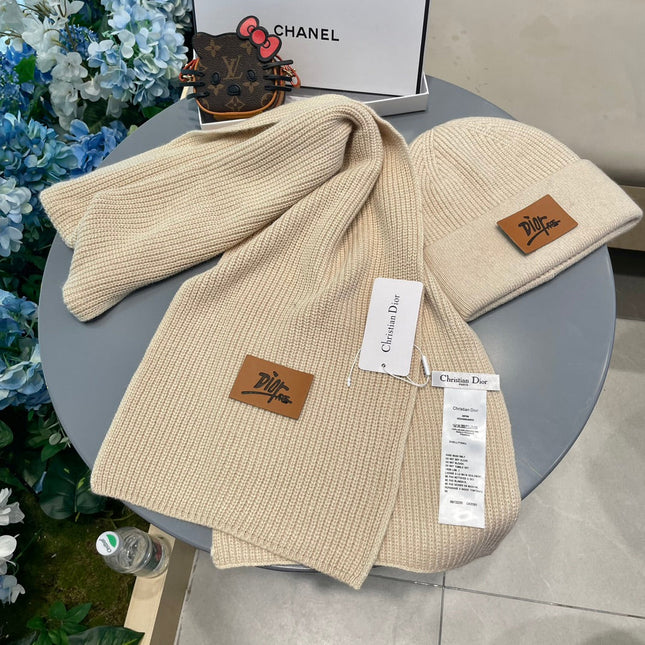 SET CLASSIC SCARF AND HAT IN BEIGE RABBIT WOOL 434625