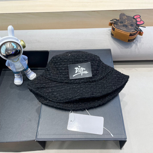 BUCKET HAT IN BLACK WOOL 436744