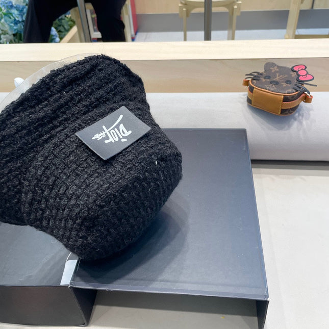 BUCKET HAT IN BLACK WOOL 436744