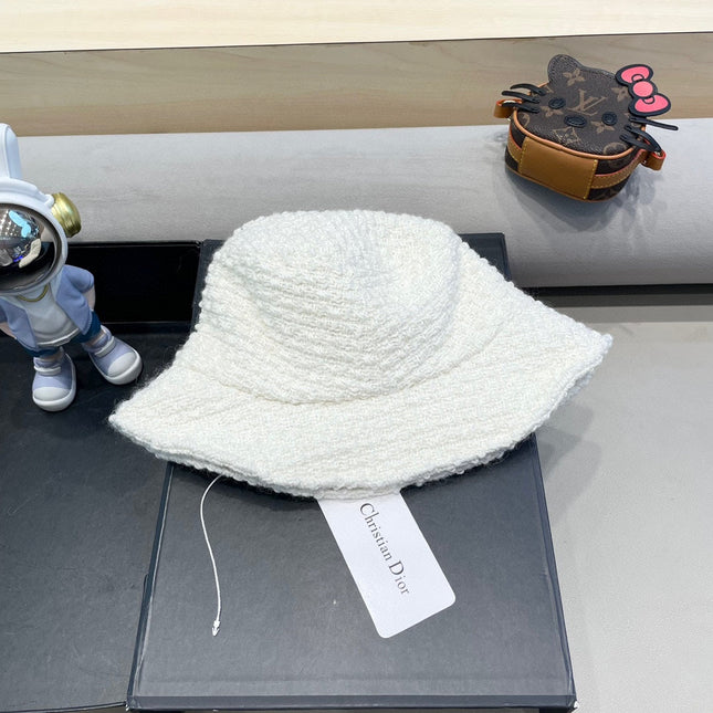 BUCKET HAT IN WHITE WOOL 436747