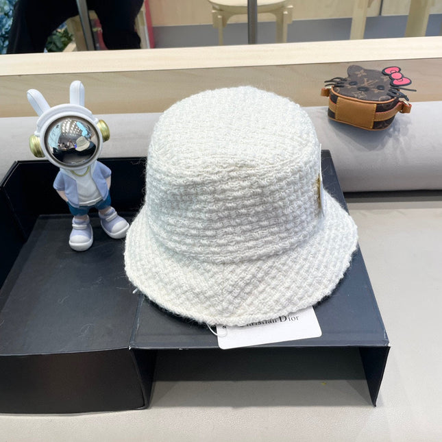 BUCKET HAT IN WHITE WOOL 436747