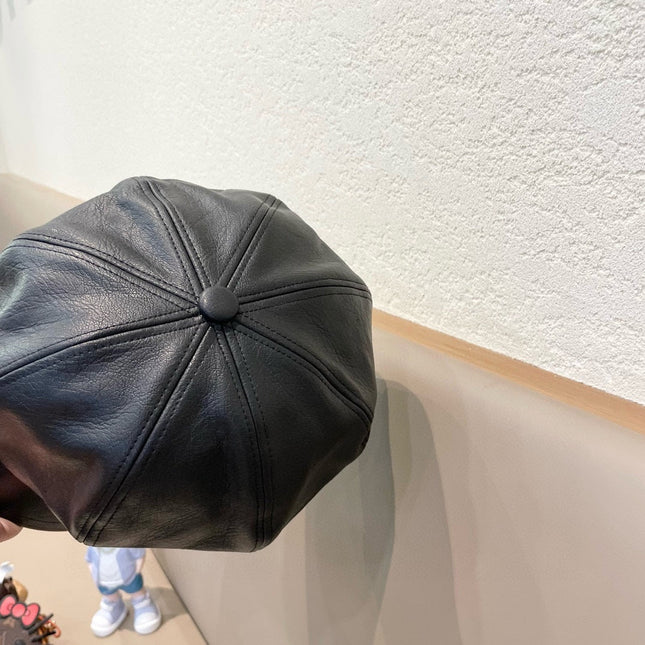 BAKER BOY HAT IN BLACK LEATHER 436763