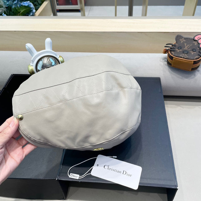 BAKER BOY HAT IN IVORY BEIGE LEATHER 436768