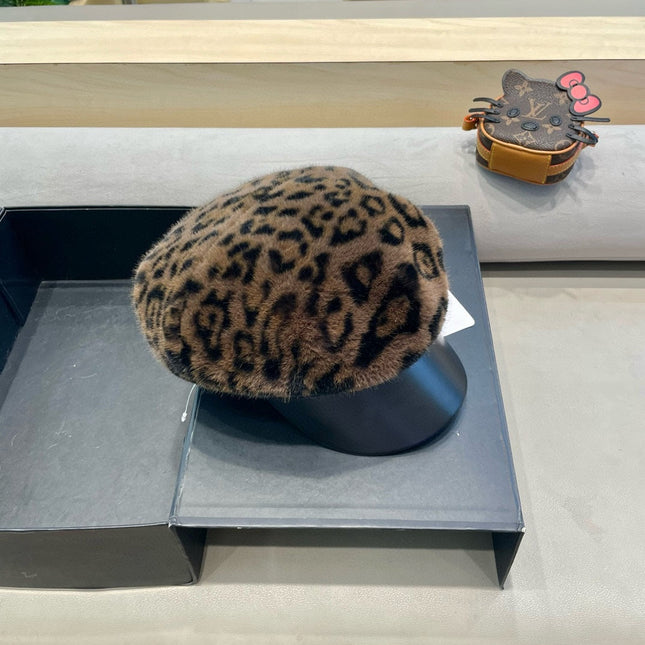 BAKER BOY HAT IN CHOCOLATE BROWN MINK FUR 438090