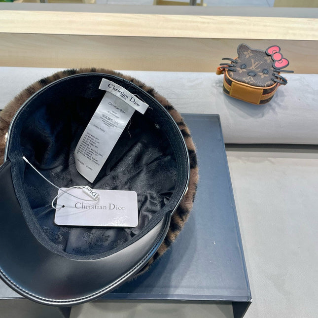 BAKER BOY HAT IN CHOCOLATE BROWN MINK FUR 438090