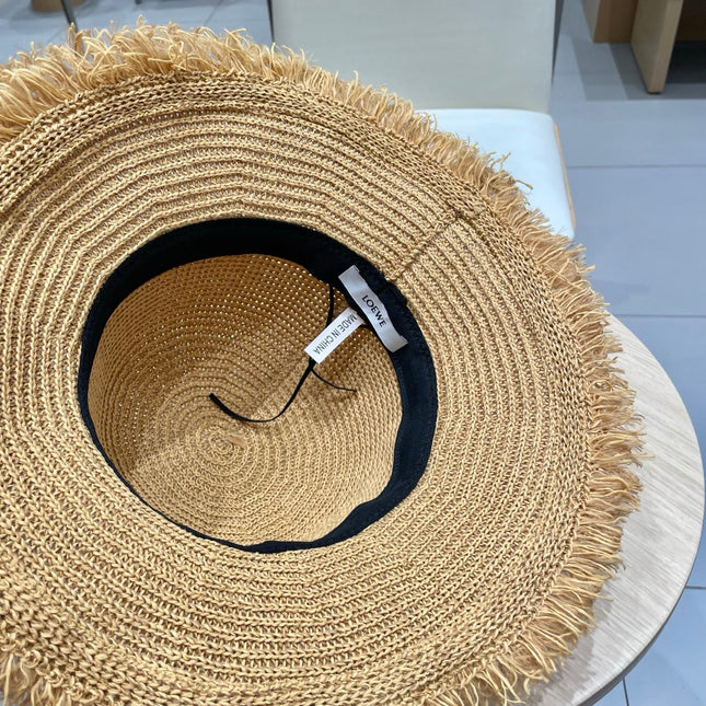 LOE BUKET HAT MODEL 652938 IN NATURAL RAFFIA STRAW