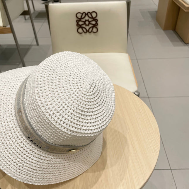 BUCKET HAT 57 CM IN WHITE RAFFIA 653740